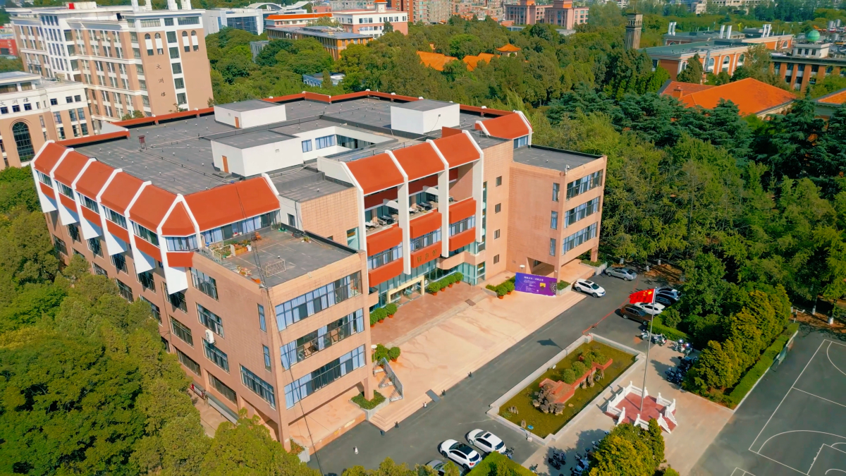 东陆校区图书馆侧视